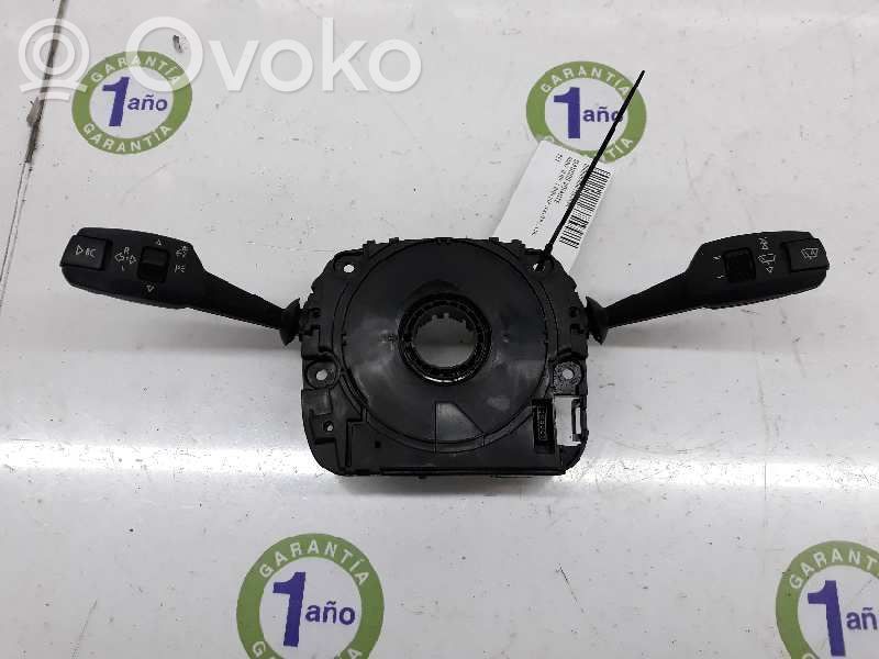 BMW 1 E81 E87 Steering wheel buttons/switches 