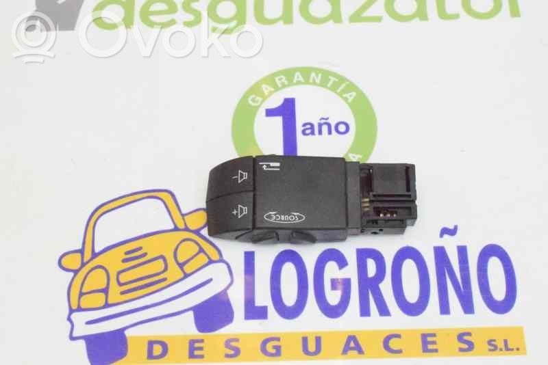 Nissan Primastar Alte comutatoare/butoane 