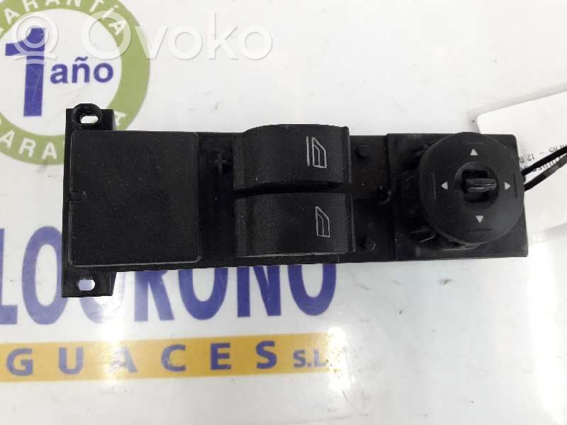 Ford Focus Interruttore di controllo dell’alzacristalli elettrico 