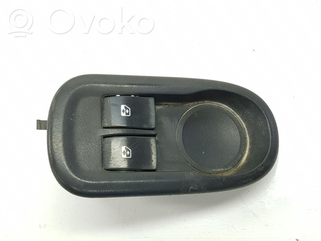 Renault Kangoo II Electric window control switch 