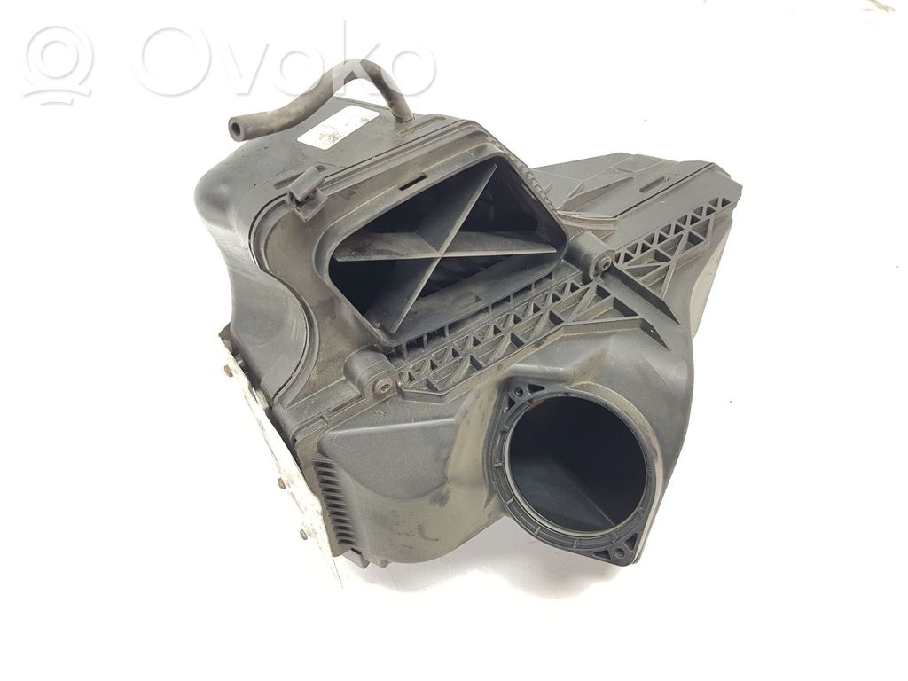 Audi A4 S4 B8 8K Luftfilterkasten 