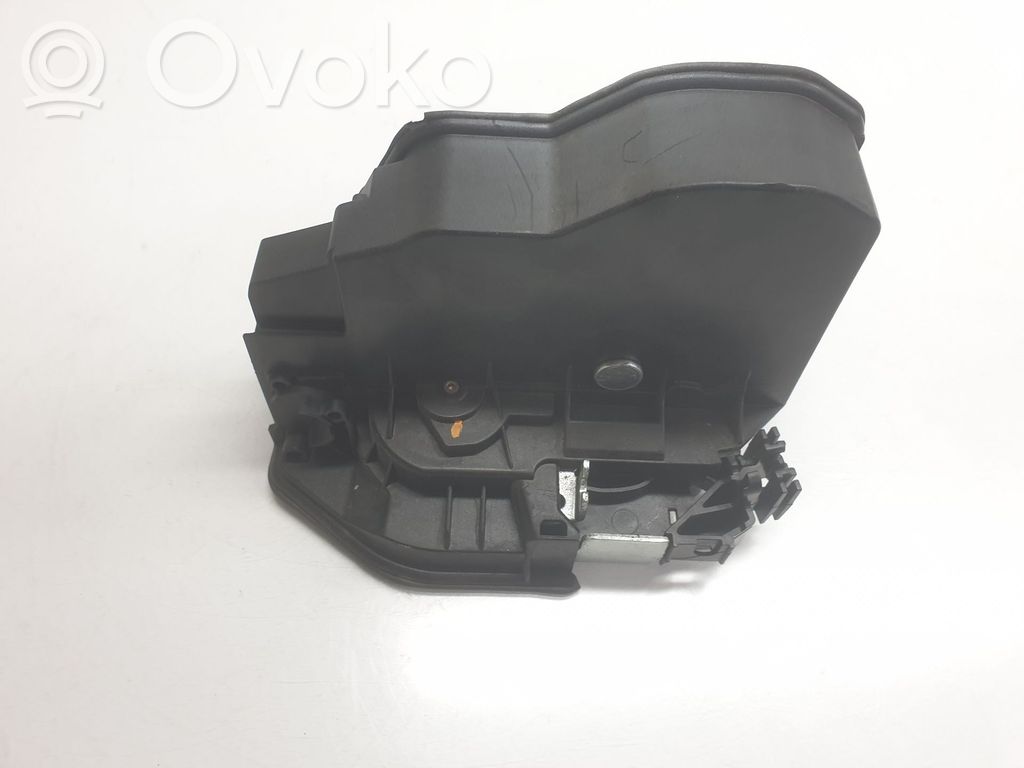 BMW 3 F30 F35 F31 Încuietoare ușă spate