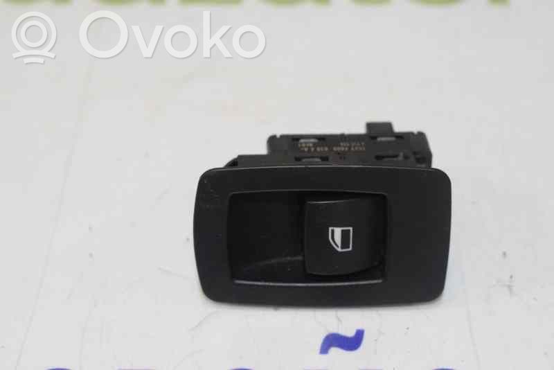 Electric window control switch   61316970259,6945874