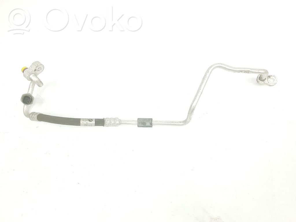 BMW X5 E70 Ilmastointilaitteen putki (A/C) 