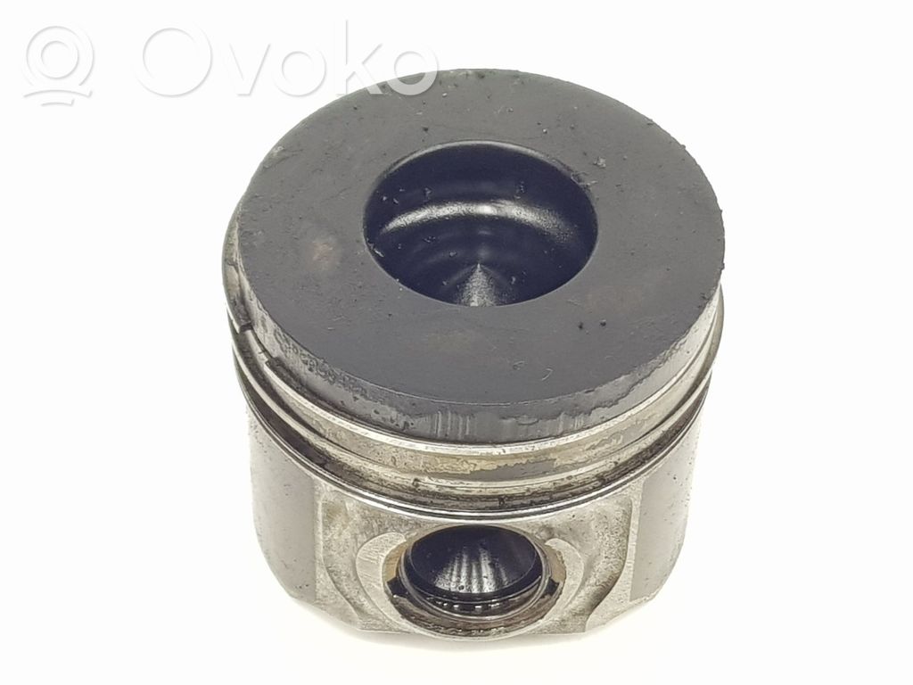 Volkswagen Touran I Piston 
