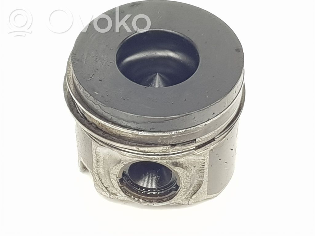 Volkswagen Touran I Piston 