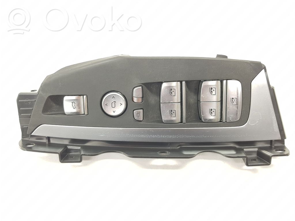 BMW X3 G01 Electric window control switch 