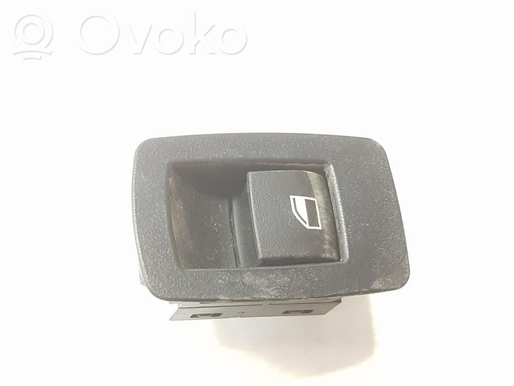 Przyciski szyb   61319208106,9208106,1141CB2222DL
