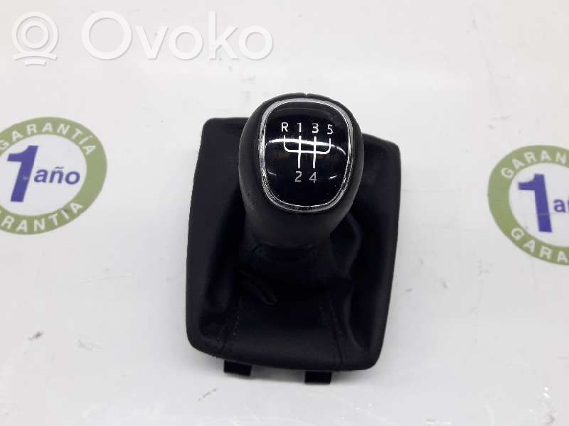 Skoda Fabia Mk2 (5J) Gear lever shifter trim leather/knob 