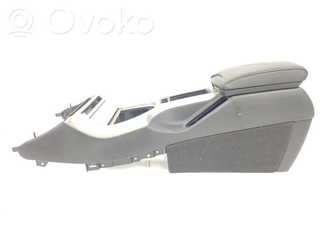 Armrest   51168402933,51167077531