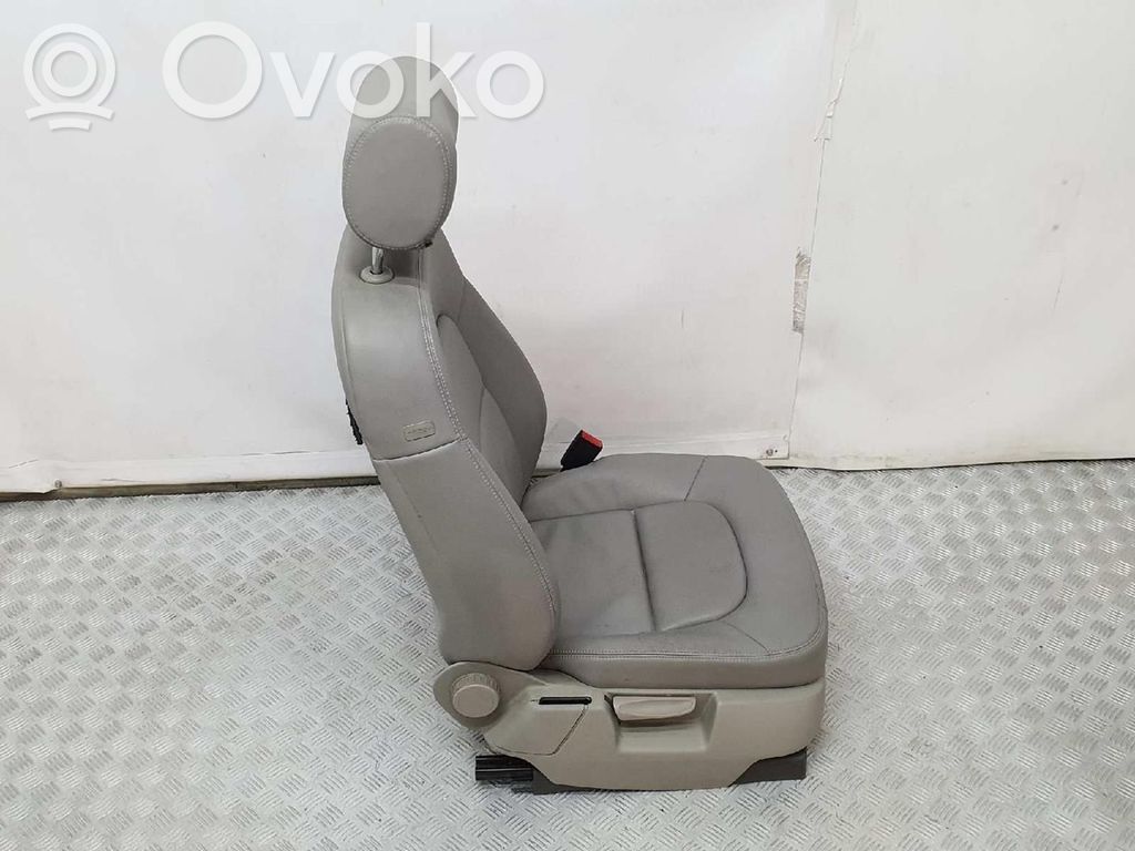 Audi Q7 4L Fotel przedni pasażera 