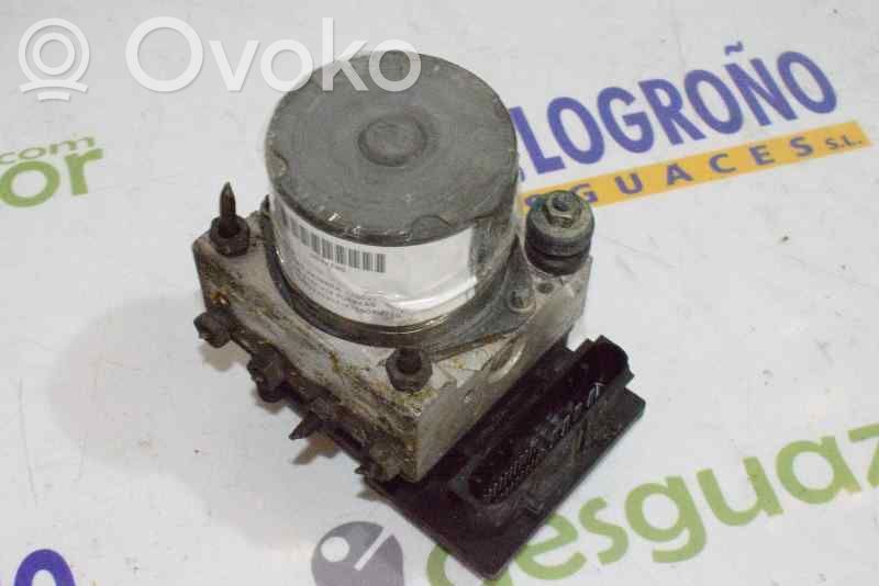 Nissan Primera ABS bloks 