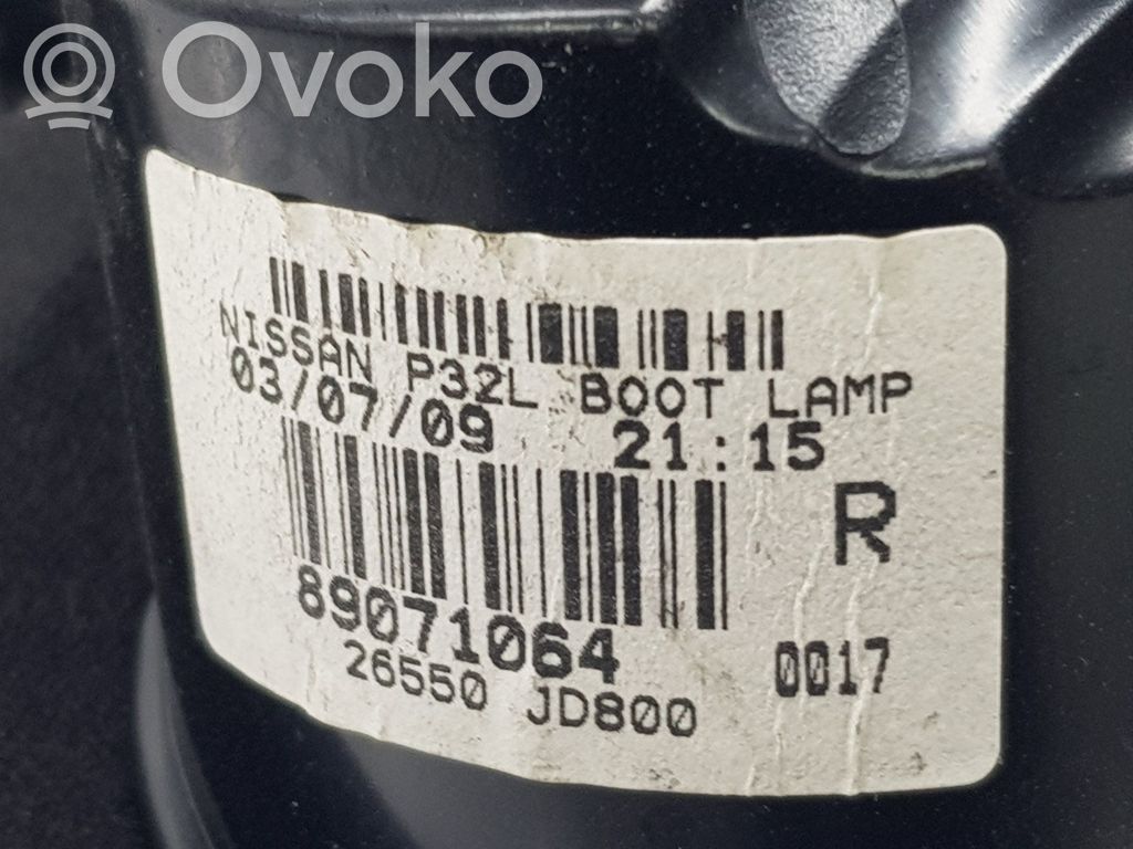 Nissan Qashqai Lampă spate în capacul portbagajului