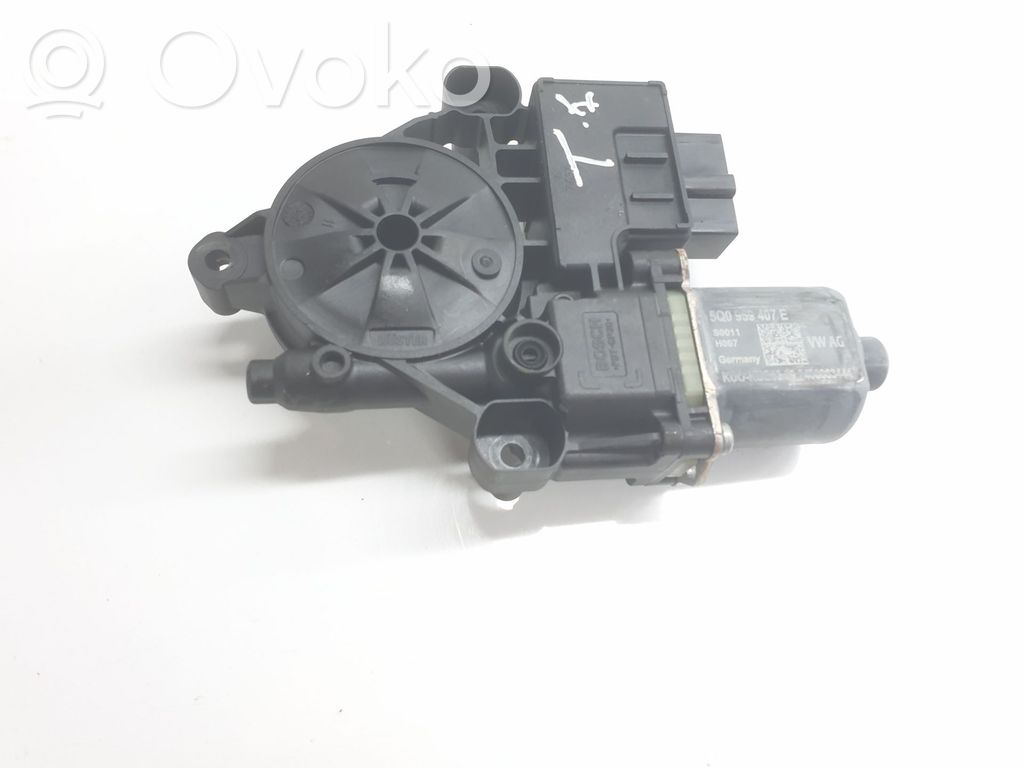 Volkswagen Touran III Motorino alzacristalli della portiera posteriore 