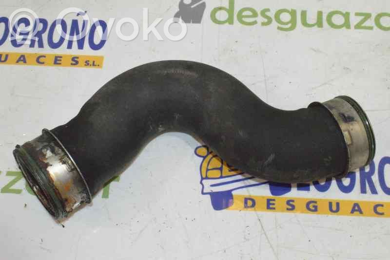Volkswagen PASSAT B6 Tubo flessibile intercooler