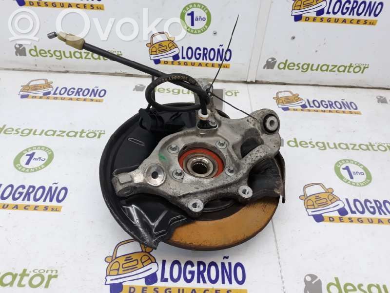 Mercedes-Benz C W204 Fuso a snodo con mozzo ruota posteriore