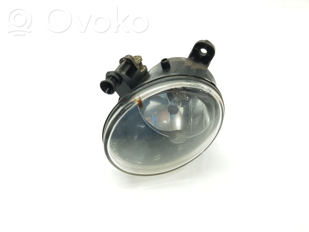 Etusumuvalo   8T0941700A,8T0941700A