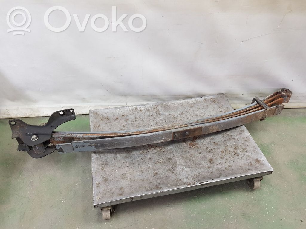 Blattfeder hinten   8200879921,8200879921