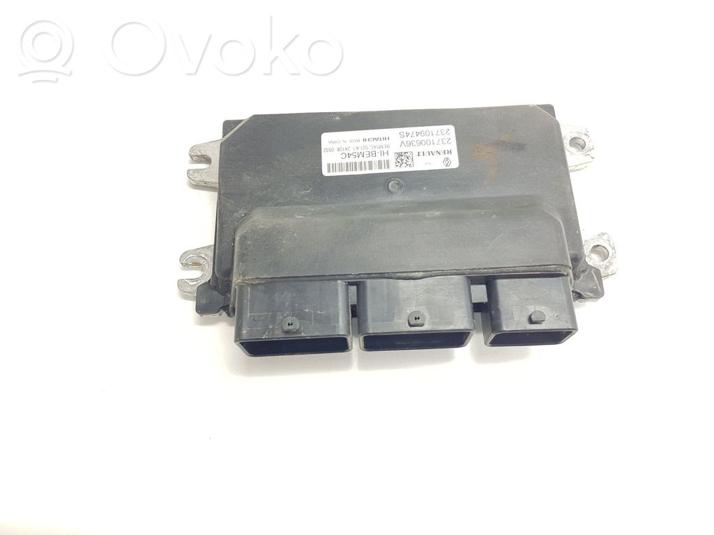 Renault Captur II Engine control unit/module 