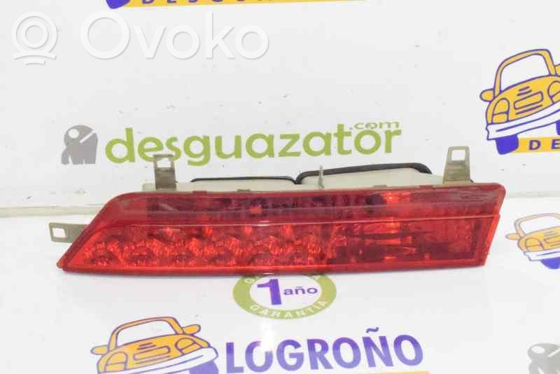 BMW 7 E65 E66 Lampă spate în capacul portbagajului 