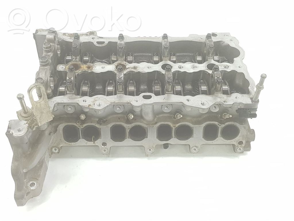 Opel Astra J Engine head 
