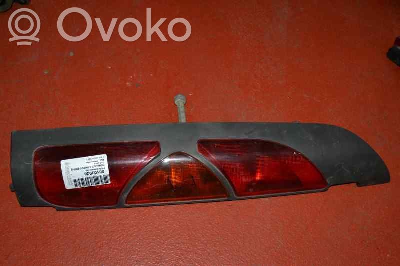 Takavalot   8200103284,22770106,4PUERTAS