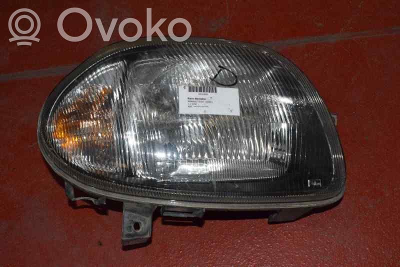 Renault Clio II Headlight/headlamp 