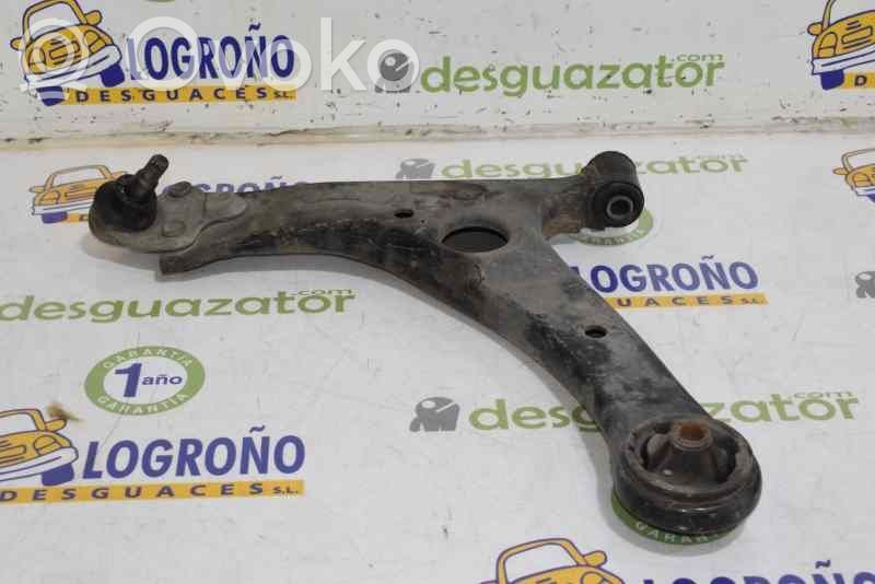 Toyota Avensis T250 Front lower control arm/wishbone 