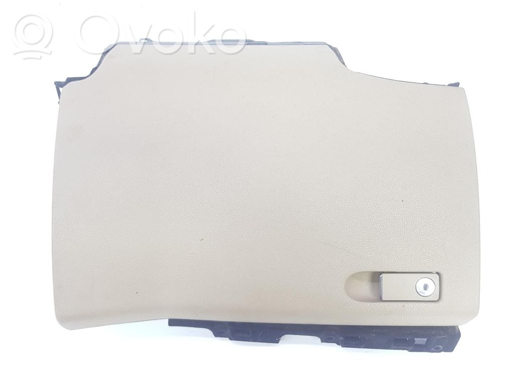 Guantera   A2046801691,A2046800598