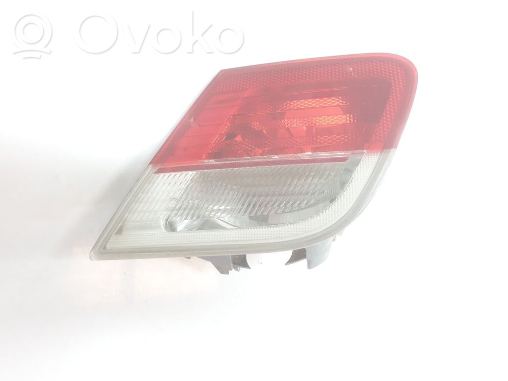 BMW 3 E46 Takaluukun takavalot 