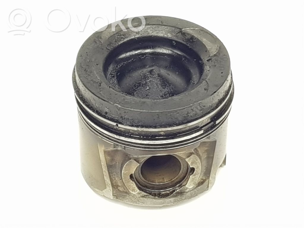 KIA Optima Piston 