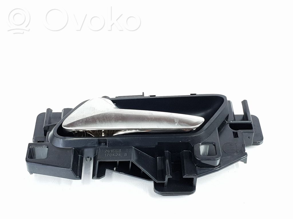 Opel Astra L Manecilla interna puerta delantera 