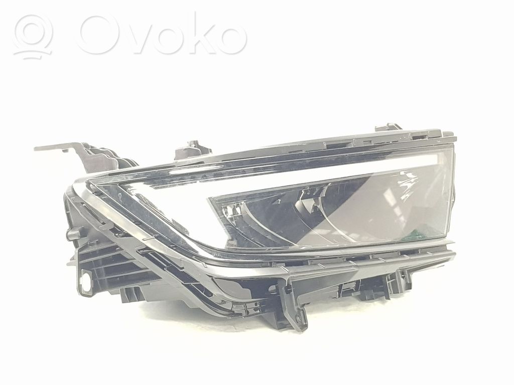 Opel Astra L Lampa przednia 