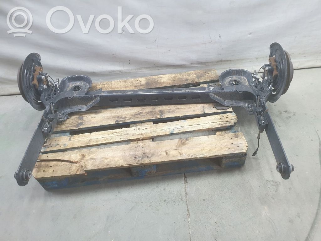 Eje trasero   5540100Q2D,5540100Q2D