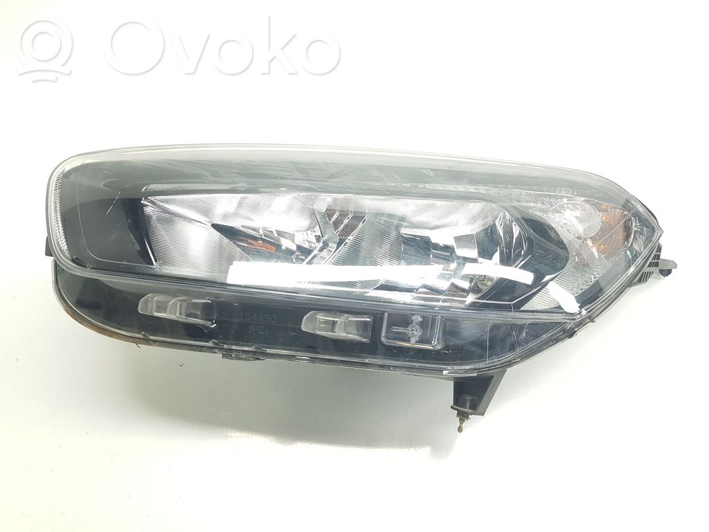Ford Transit Courier Faro/fanale 