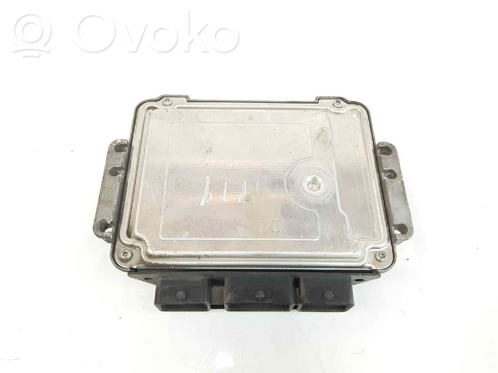 Renault Laguna II Calculateur moteur ECU 