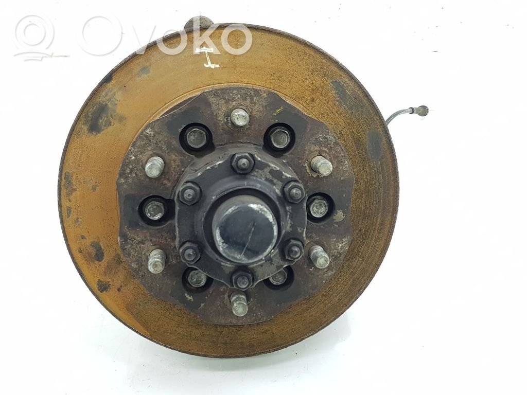 Nissan Terrano Achsschenkel vorne