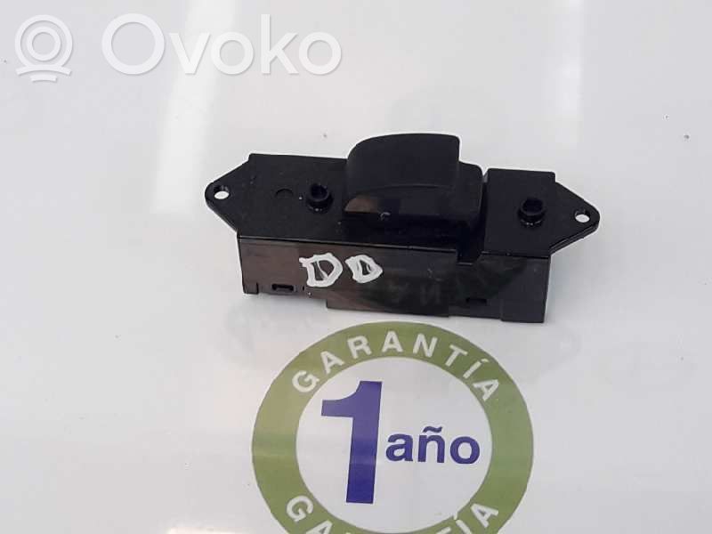 Interruptor del elevalunas eléctrico   MR587851,C8DD386M