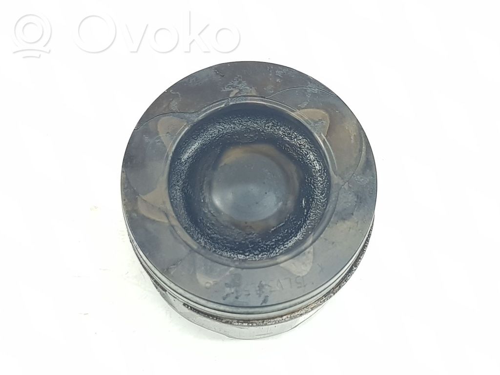 Dacia Sandero II Piston