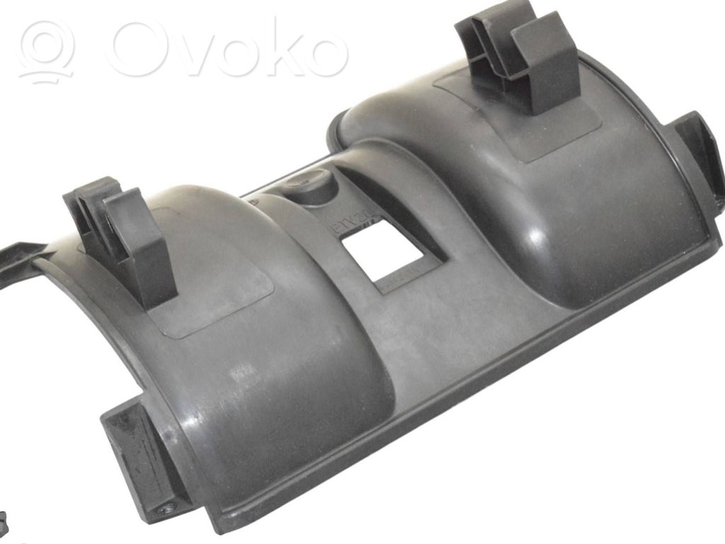 BMW 3 E46 Salono oro mazgo plastikinis korpusas 