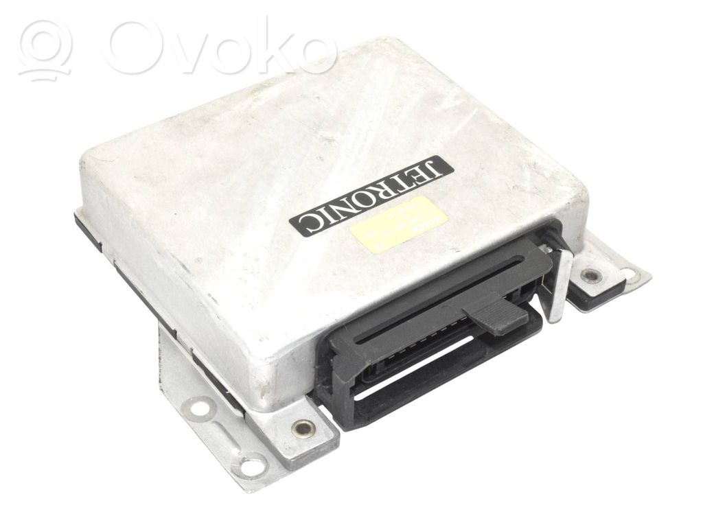 BMW 5 E28 Engine control unit/module 