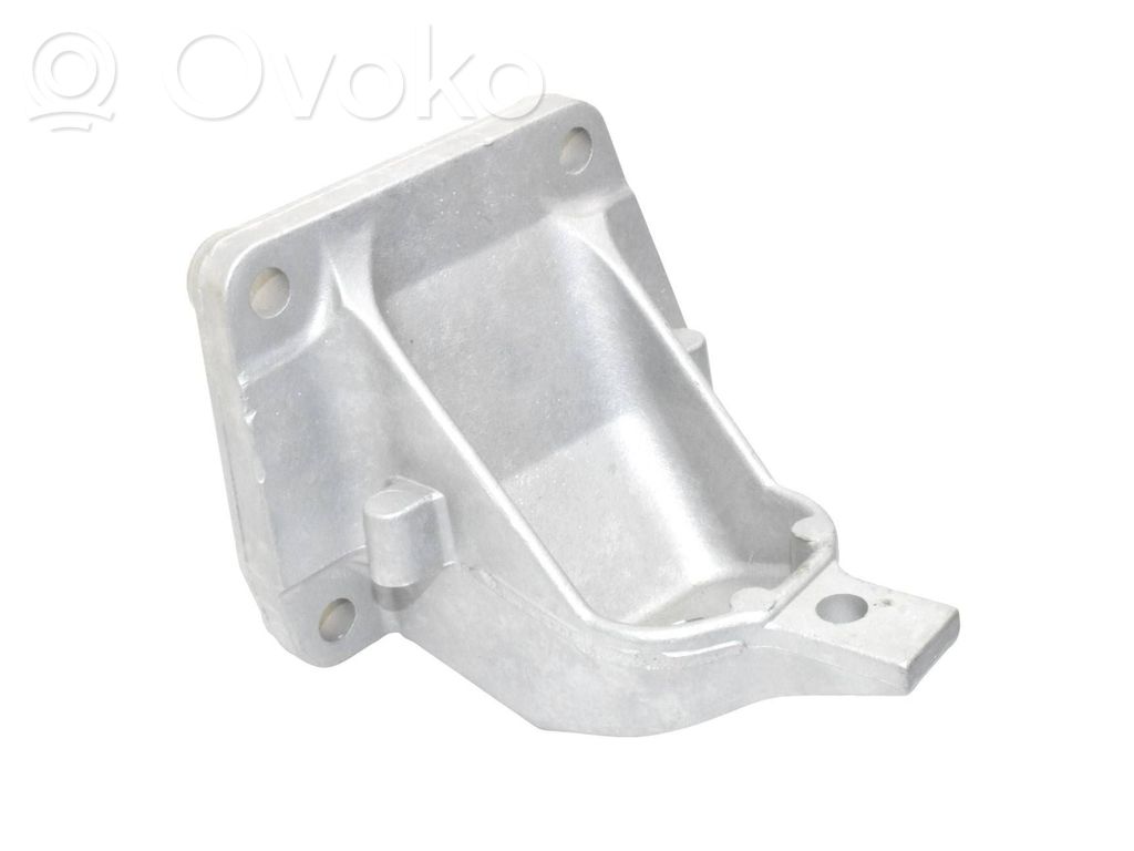 BMW 7 E38 Engine mounting bracket 