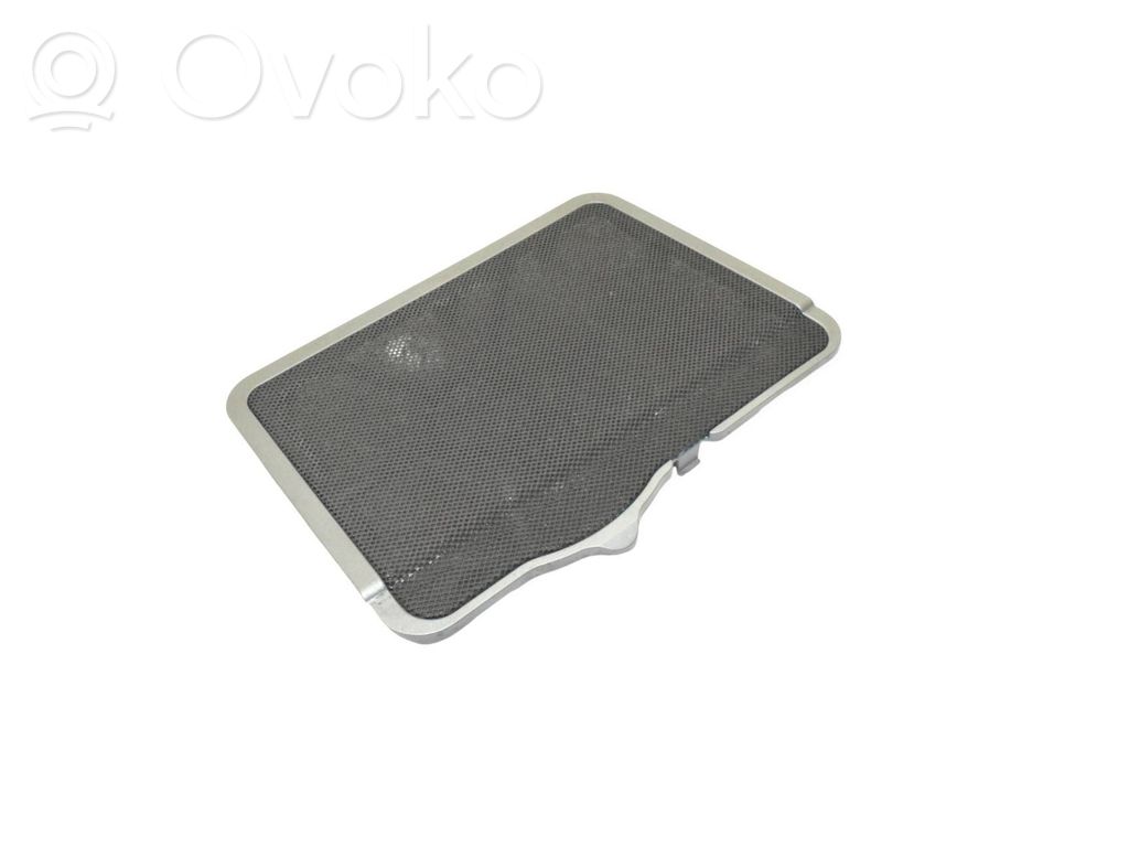 BMW 7 E65 E66 Grilă difuzor portbagaj 