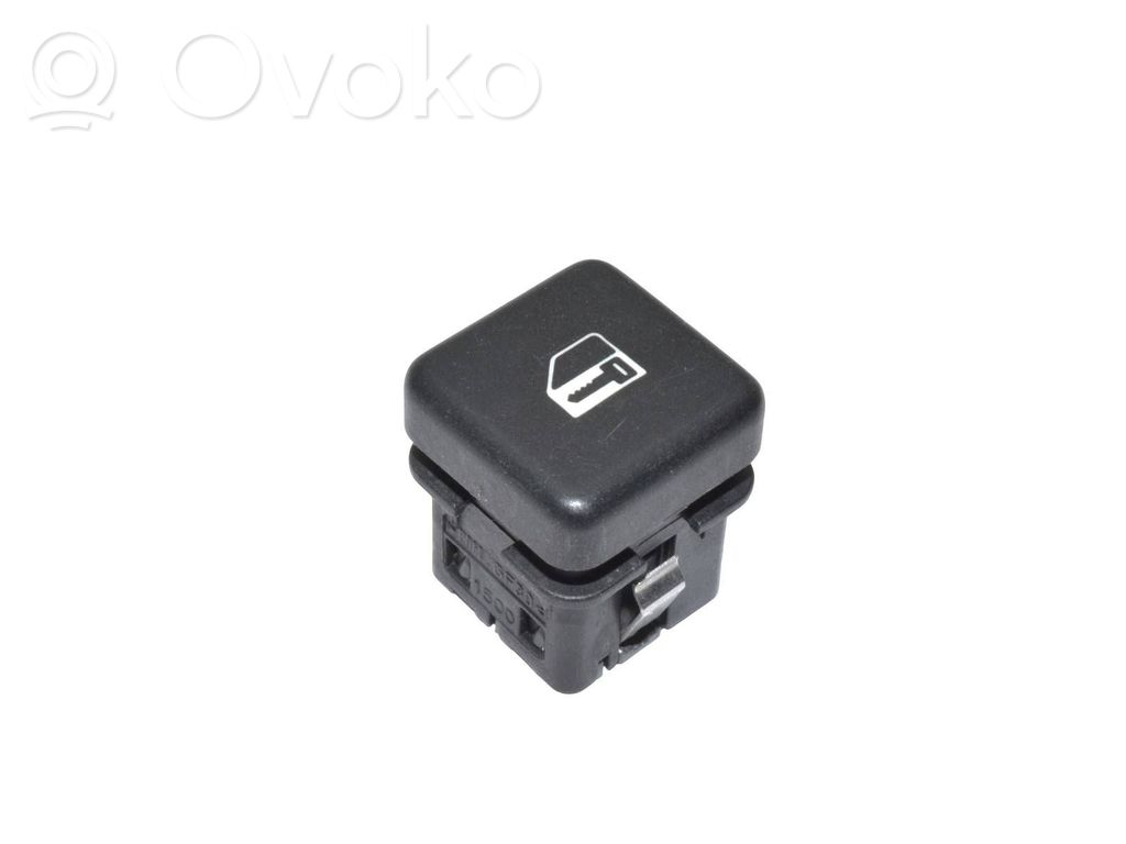 Central locking switch button   61318360828,8360828