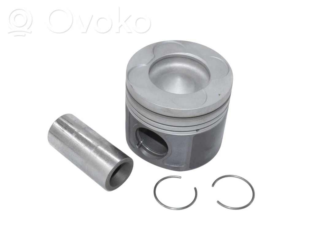 BMW 1 E81 E87 Piston 