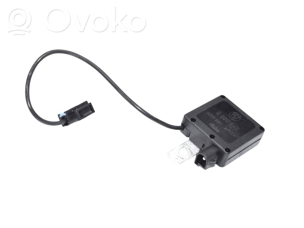 BMW 5 E39 Antenos stiprintuvas 