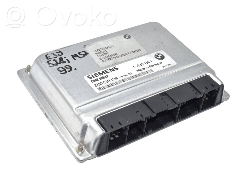 BMW 5 E39 Engine control unit/module 