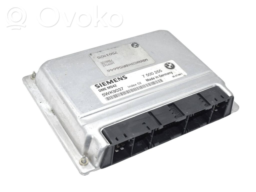 BMW 5 E39 Engine control unit/module 