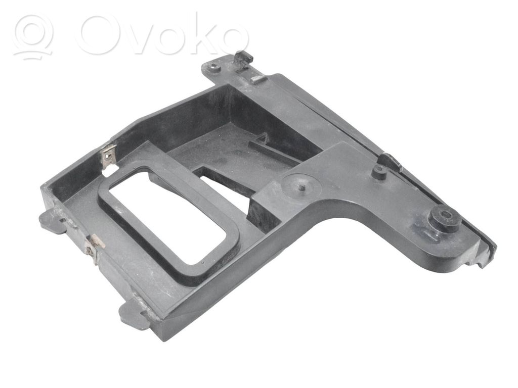 BMW 7 E38 Soporte del parachoques delantero 