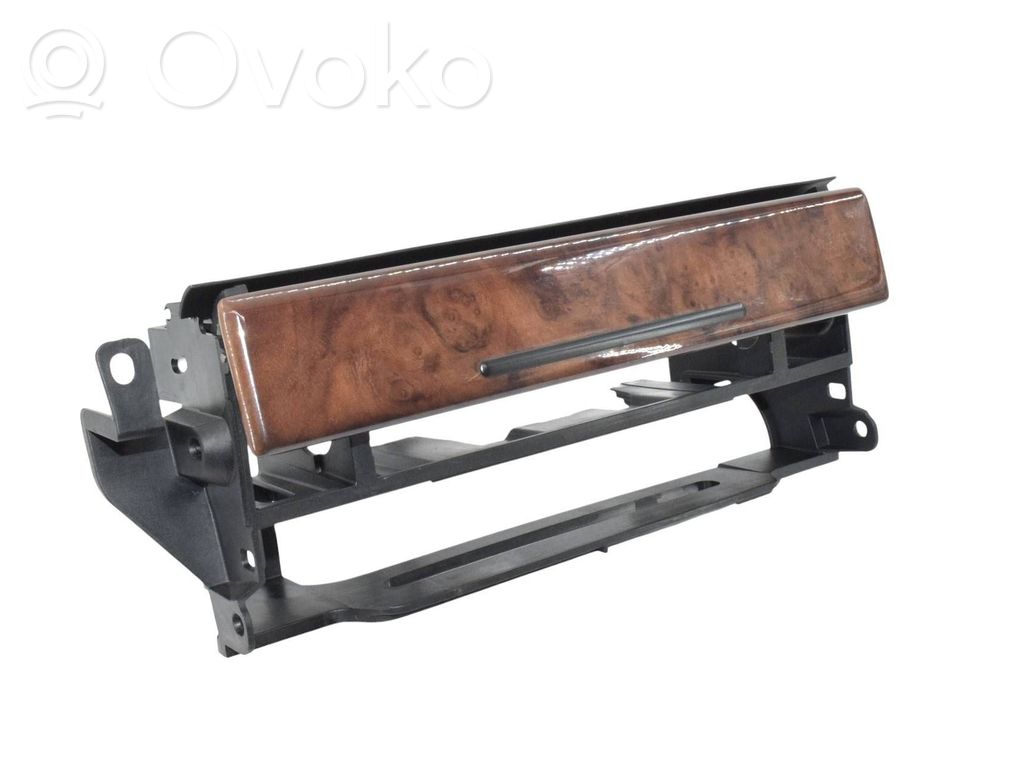 BMW 5 E39 Panneau de garniture tableau de bord 